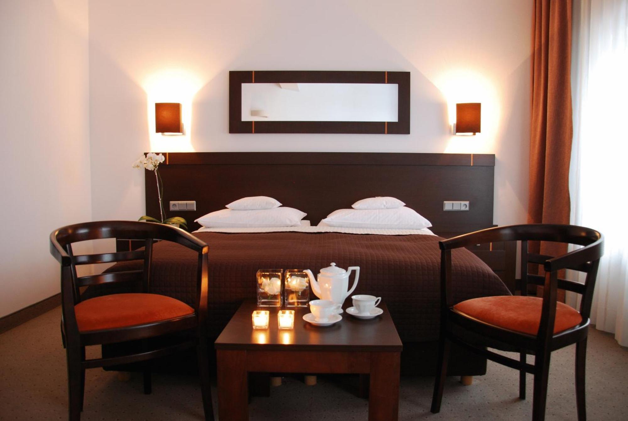 Stary Tartak Hotel Ilawa Ngoại thất bức ảnh