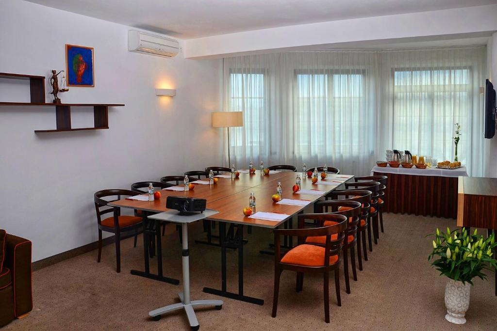 Stary Tartak Hotel Ilawa Ngoại thất bức ảnh